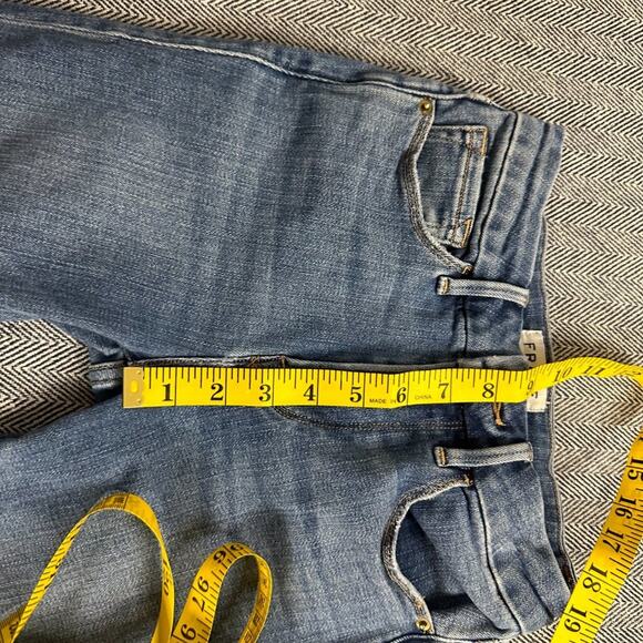 FRAME - Le Crop Mini Boot in Lake Shore - Picture 6 of 8